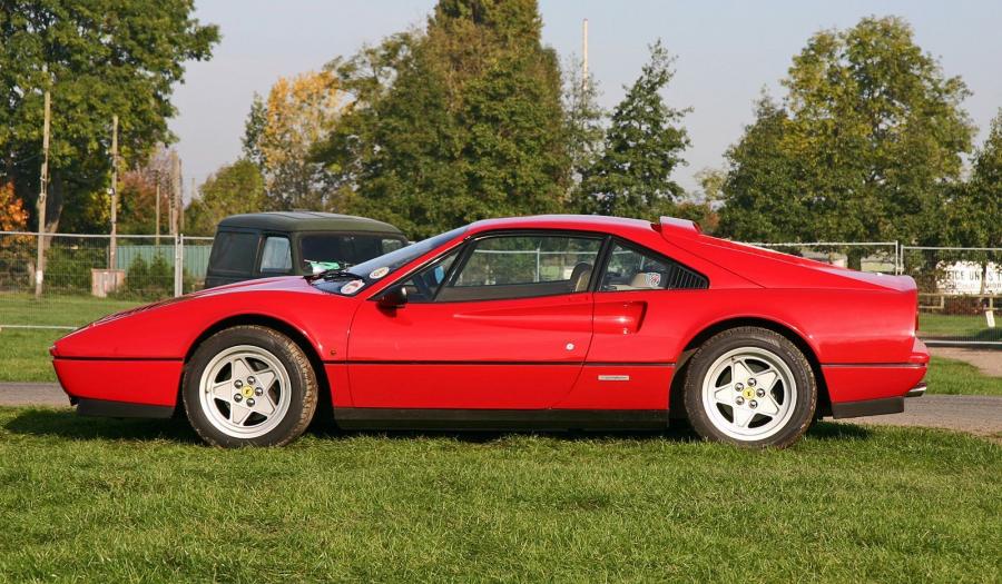  Ferrari 328 GTB 1986 года  (фото 4 из 6)